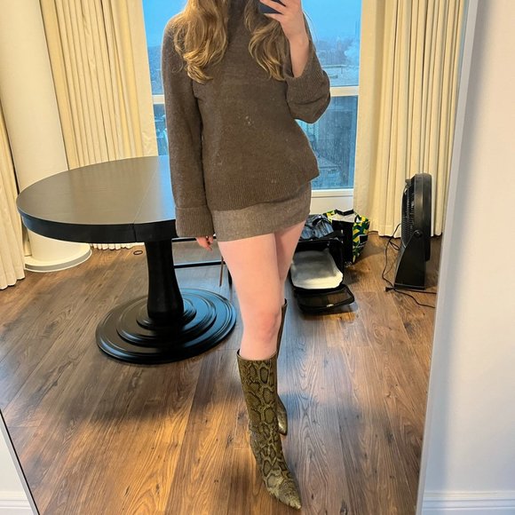 Reformation Belted miniskirt - Picture 3 of 3